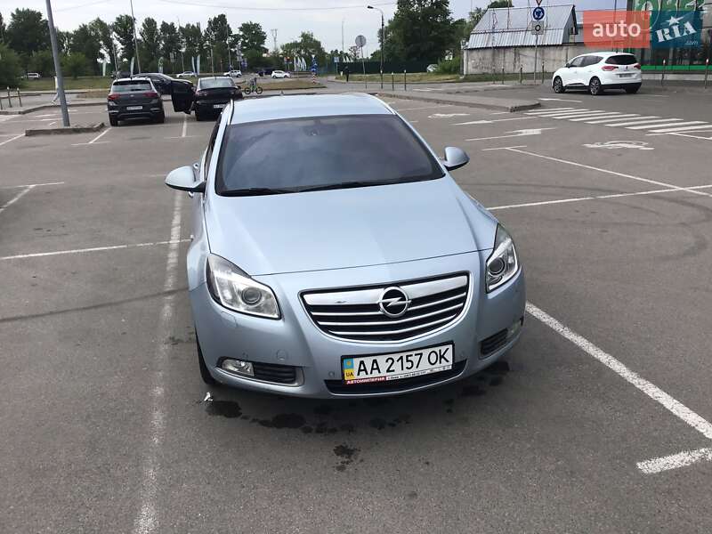 Універсал Opel Insignia 2012 в 