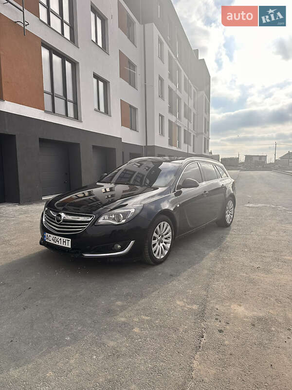 Універсал Opel Insignia 2013 в 