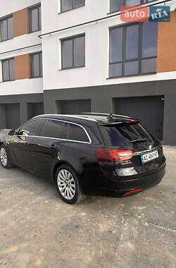 Універсал Opel Insignia 2013 в 