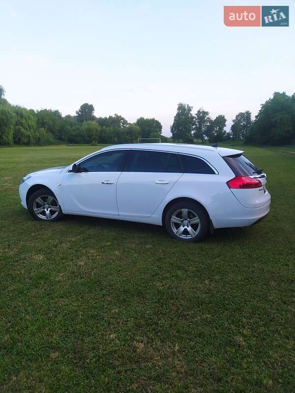 Универсал Opel Insignia 2011 в Черкассах