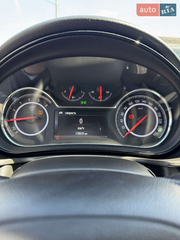 Ліфтбек Opel Insignia 2014 в Кременчуці
