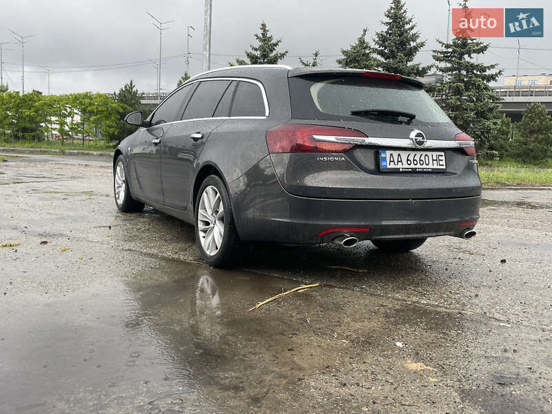 Универсал Opel Insignia 2013 в Киеве