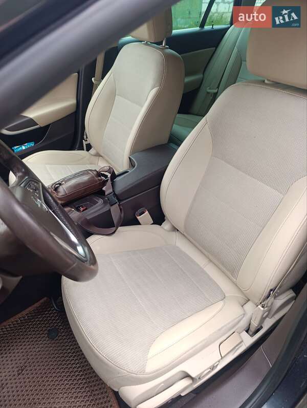 Универсал Opel Insignia 2012 в Шостке