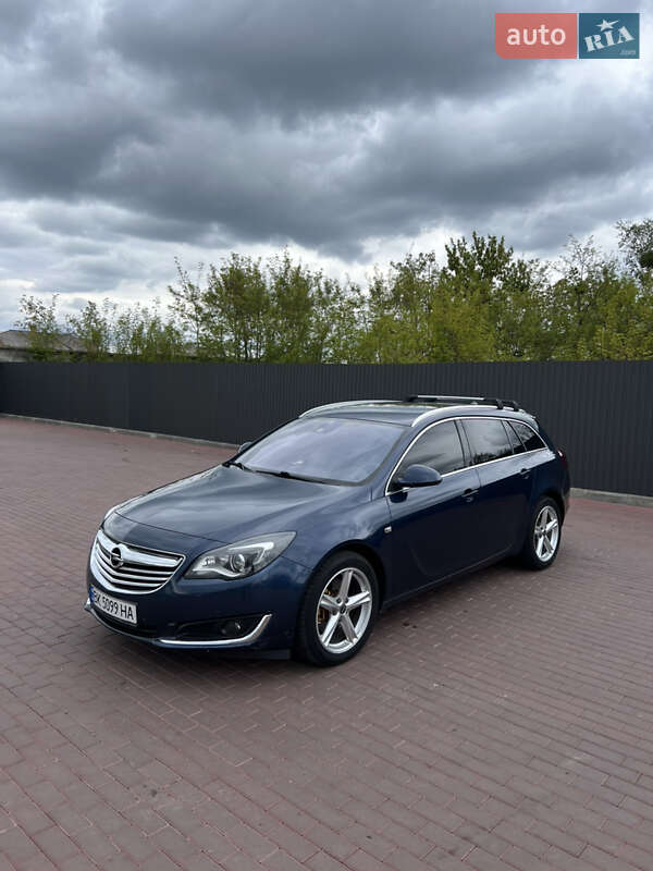 Універсал Opel Insignia 2014 в Рівному