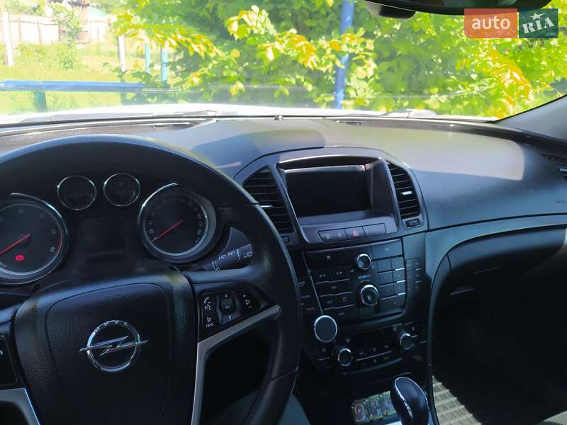 Универсал Opel Insignia 2011 в Черкассах