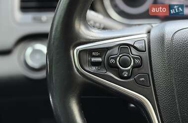 Седан Opel Insignia 2014 в 