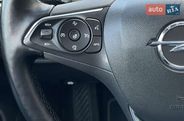Универсал Opel Insignia 2019 в 