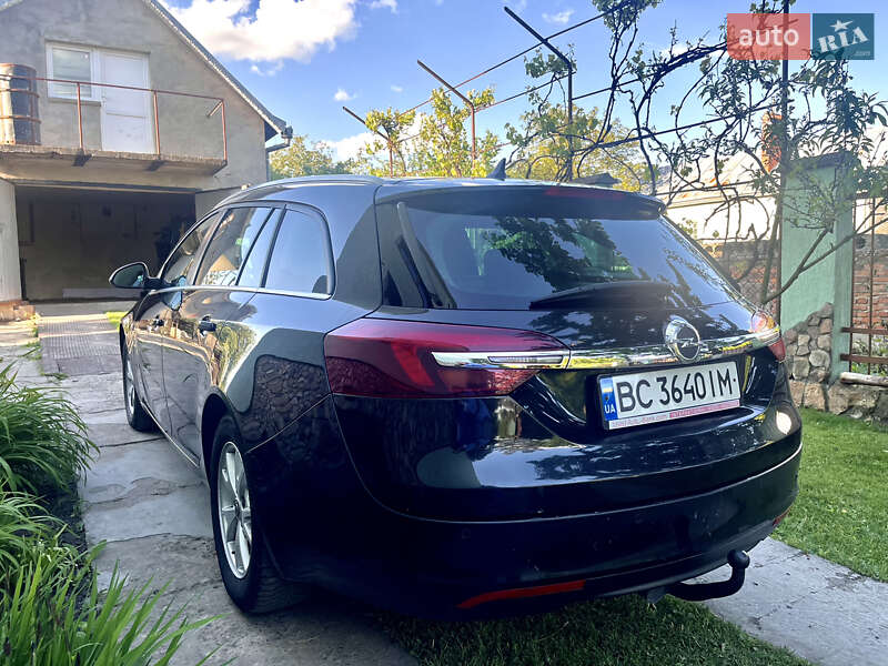 Універсал Opel Insignia 2015 в Кам'янці-Бузькій