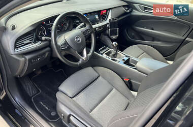 Универсал Opel Insignia 2019 в 