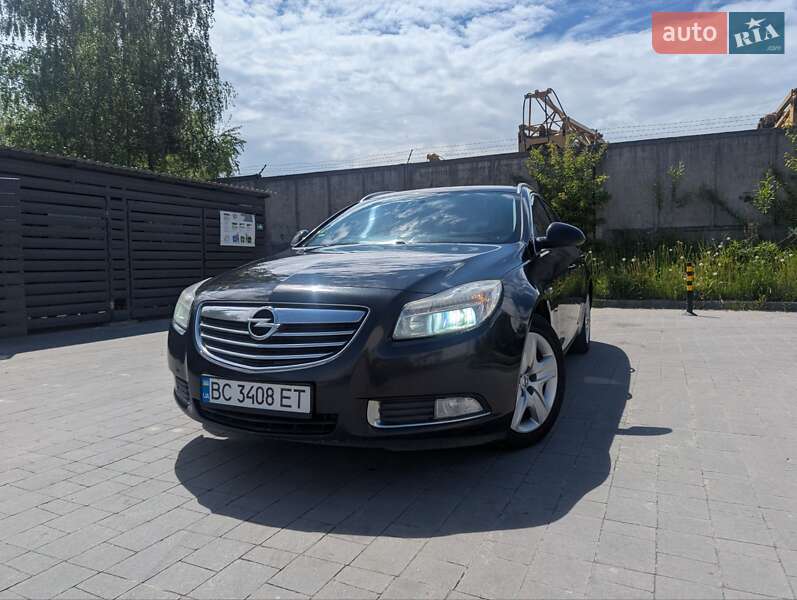 Універсал Opel Insignia 2011 в Львові