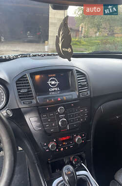 Лифтбек Opel Insignia 2010 в 