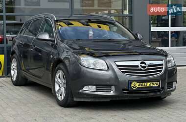 Універсал Opel Insignia 2011 в Івано-Франківську