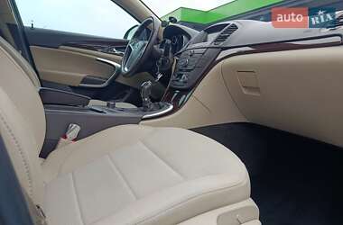 Универсал Opel Insignia 2009 в 