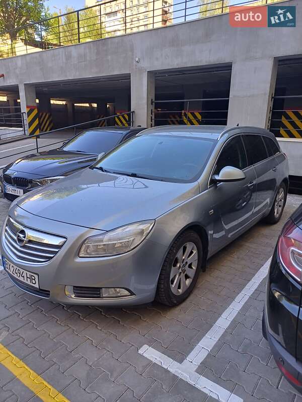 Універсал Opel Insignia 2012 в 