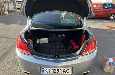 Седан Opel Insignia 2012 в 