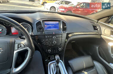 Седан Opel Insignia 2012 в 