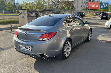 Седан Opel Insignia 2012 в 