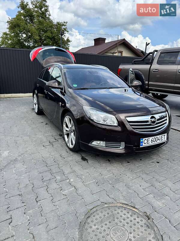 Універсал Opel Insignia 2011 в 