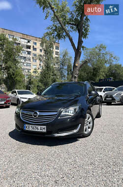 Универсал Opel Insignia 2013 в Новомосковске