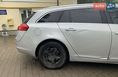 Універсал Opel Insignia 2010 в 