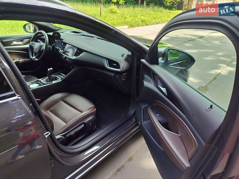 Универсал Opel Insignia 2021 в Ровно