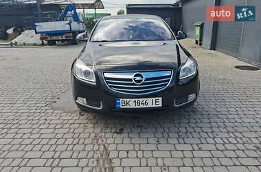 Седан Opel Insignia 2009 в 