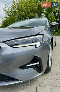 Універсал Opel Insignia 2021 в Чернівцях