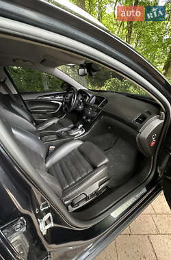 Універсал Opel Insignia 2011 в 