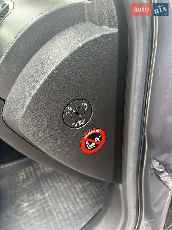 Универсал Opel Insignia 2010 в Харькове
