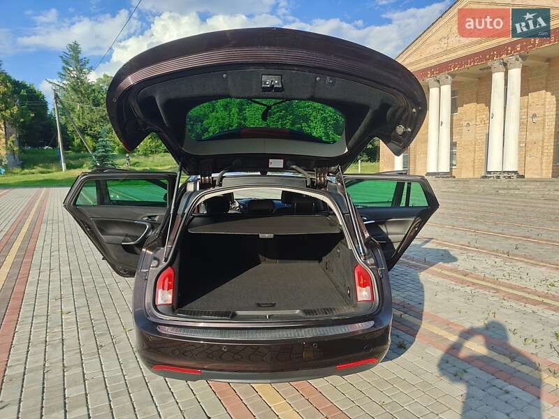 Универсал Opel Insignia 2011 в Теплике
