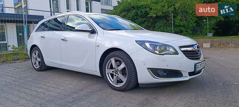 Універсал Opel Insignia 2015 в Гайвороні