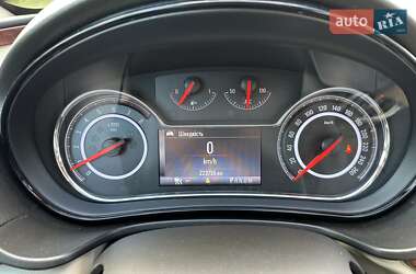 Ліфтбек Opel Insignia 2015 в 