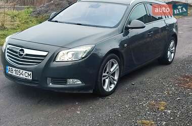 Универсал Opel Insignia 2013 в 