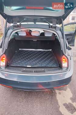 Универсал Opel Insignia 2013 в 