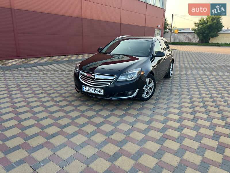 Универсал Opel Insignia 2014 в 