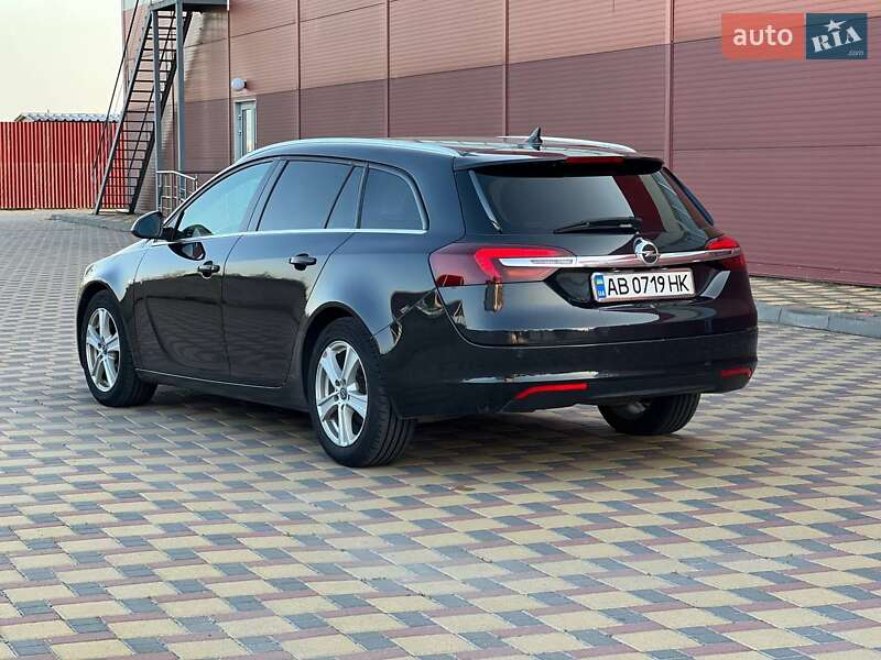 Універсал Opel Insignia 2014 в Гайсину