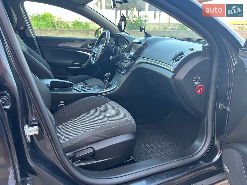 Універсал Opel Insignia 2014 в Гайсину