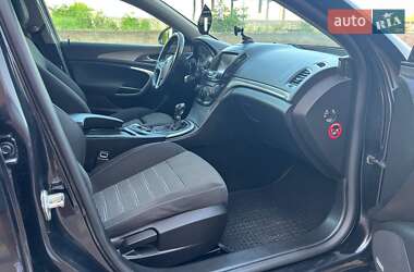 Универсал Opel Insignia 2014 в 