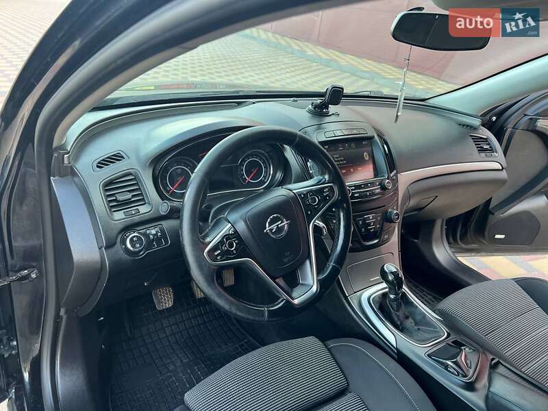 Універсал Opel Insignia 2014 в Гайсину