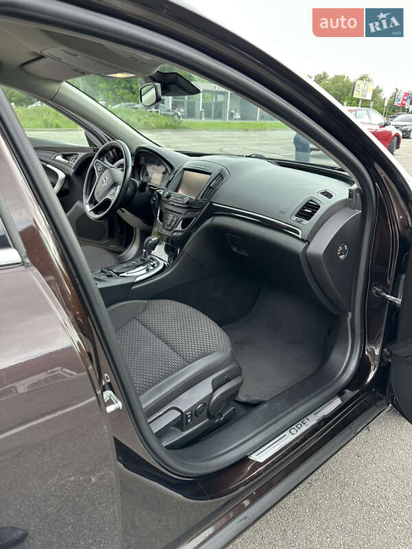 Седан Opel Insignia 2015 в Києві