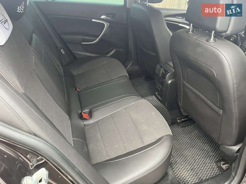 Лифтбек Opel Insignia 2011 в Сумах