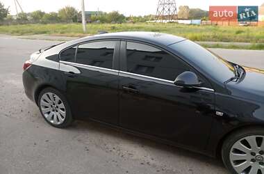 Ліфтбек Opel Insignia 2016 в 