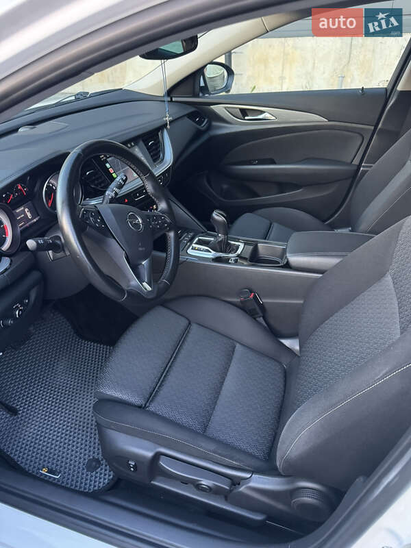 Универсал Opel Insignia 2018 в Киеве