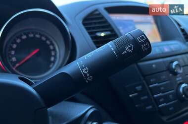 Универсал Opel Insignia 2013 в 