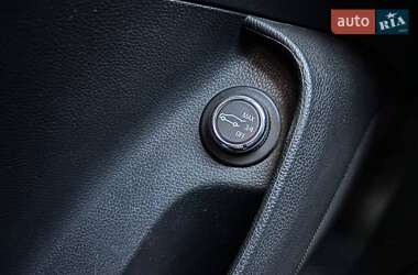 Универсал Opel Insignia 2013 в 