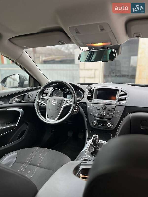 Універсал Opel Insignia 2012 в Смілі