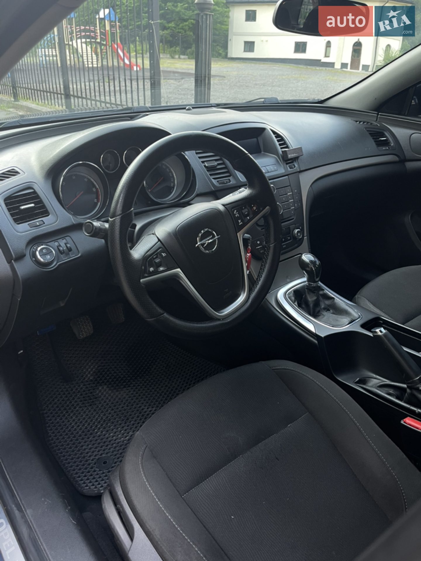 2010 Opel Insignia - мініатюра 7