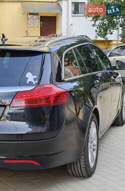 Універсал Opel Insignia 2012 в Івано-Франківську