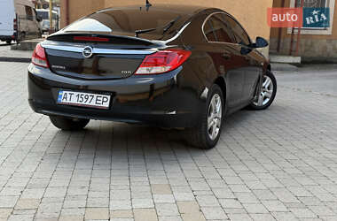 Лифтбек Opel Insignia 2010 в 