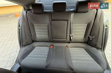 Лифтбек Opel Insignia 2010 в 
